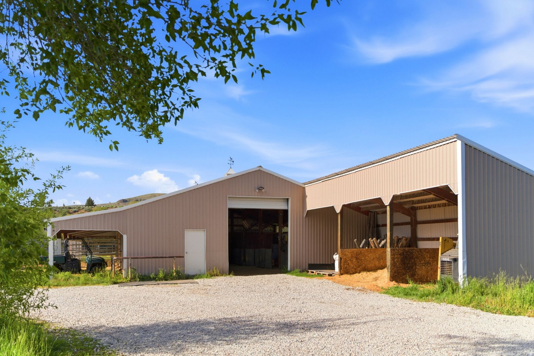 main property photo 66