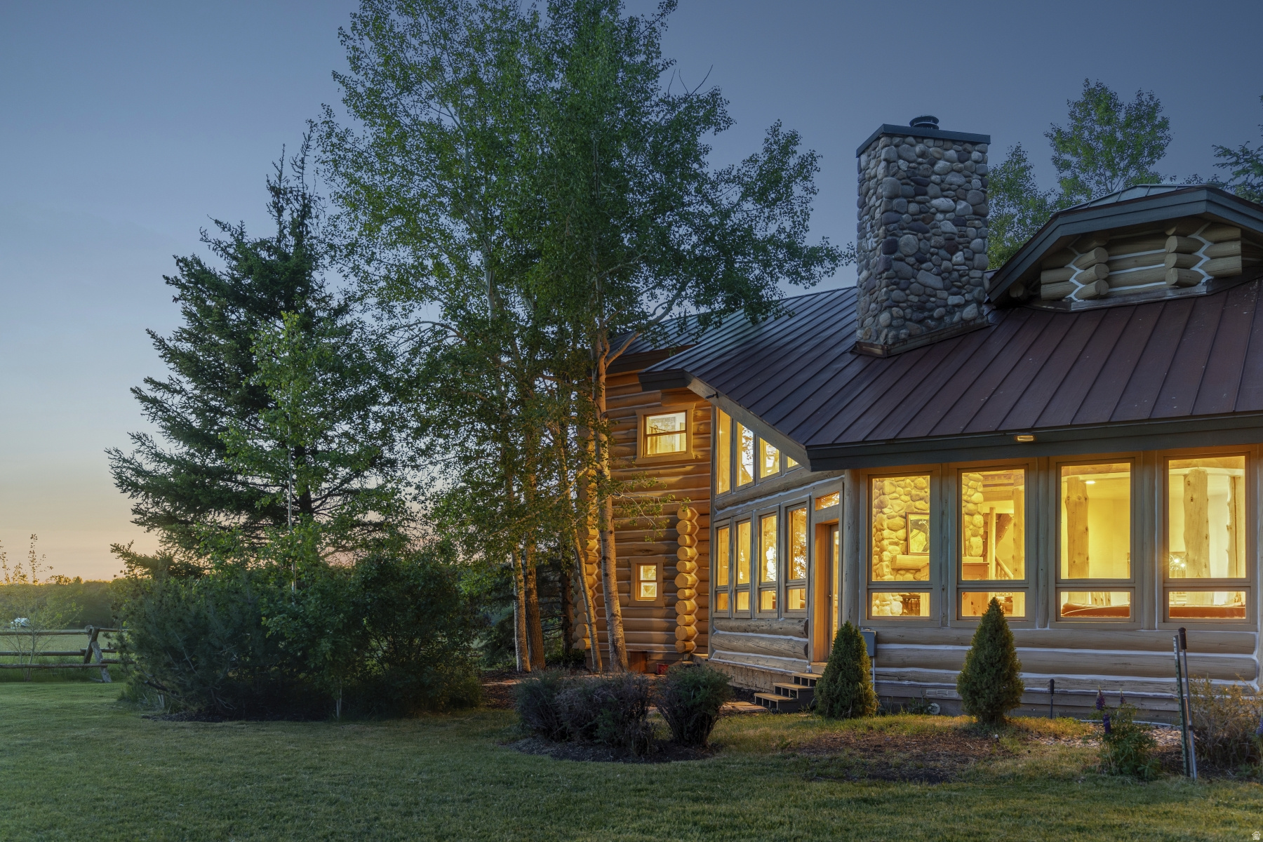 main property photo 78