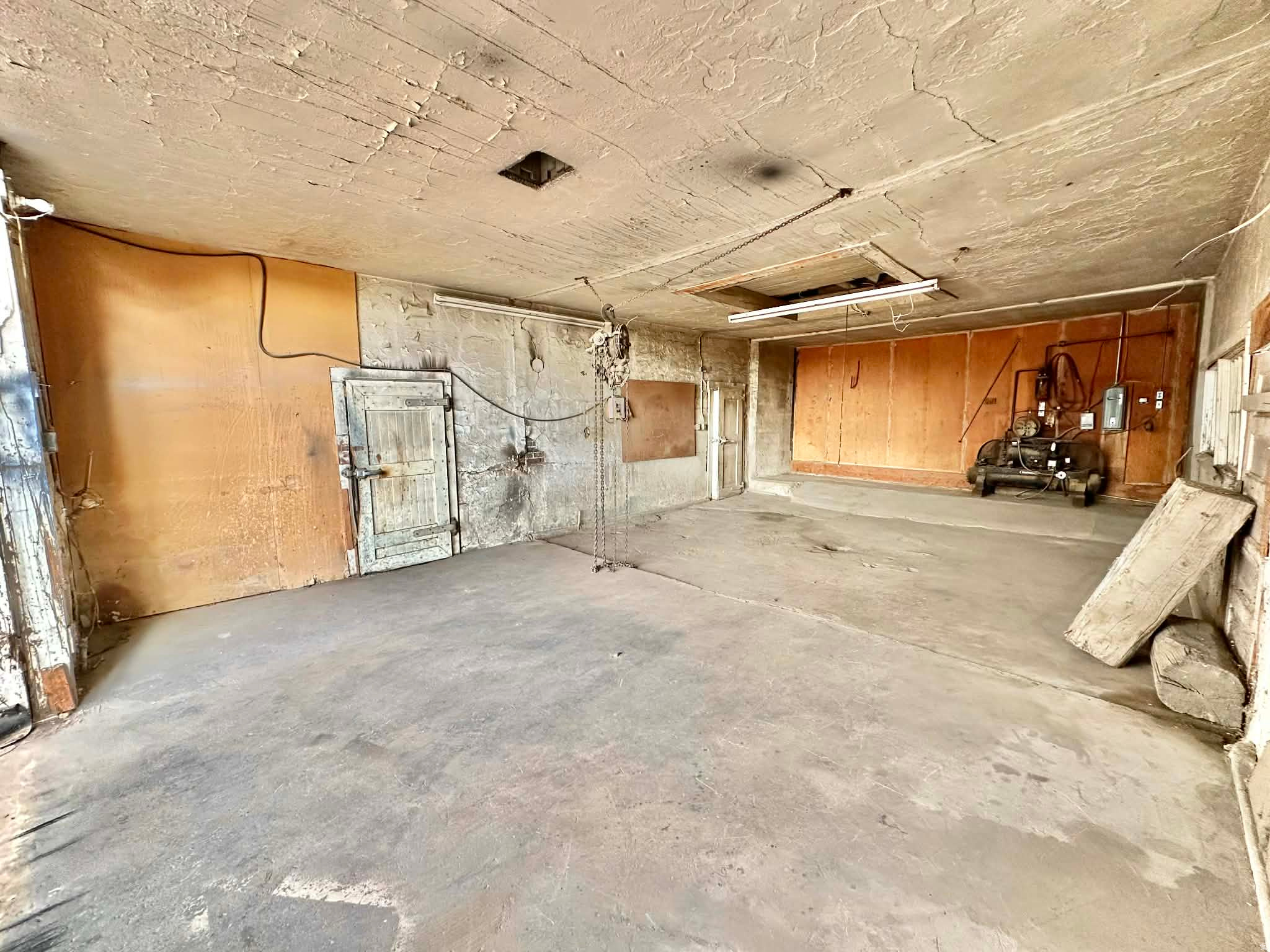 main property photo 7