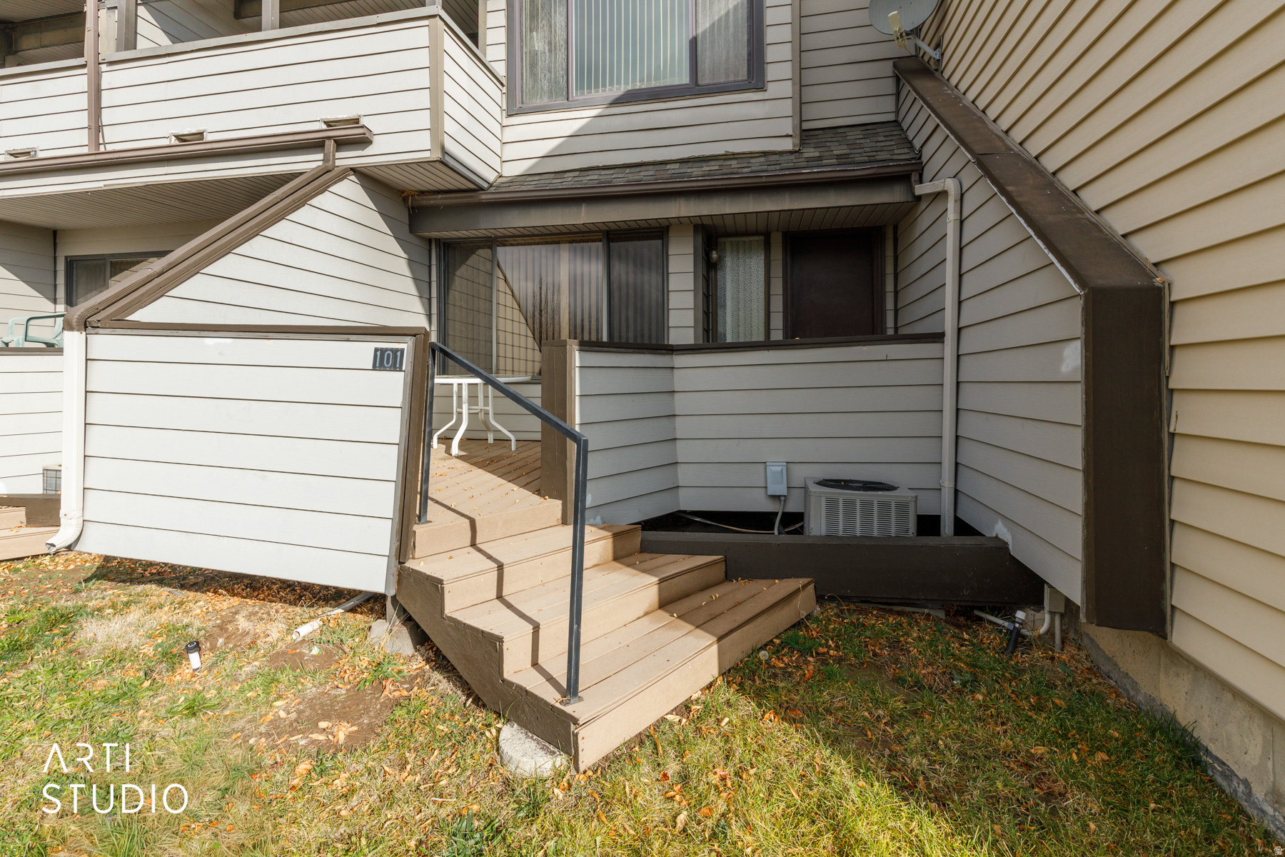 main property photo 19