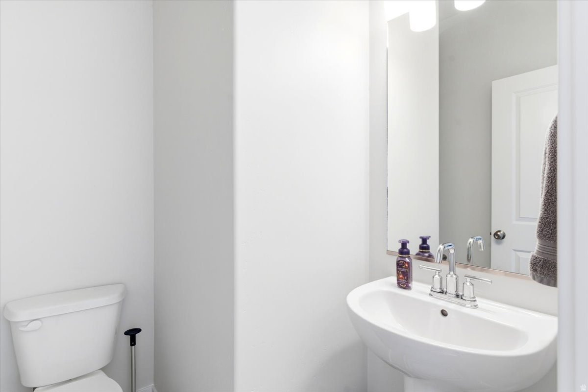 main property photo 11