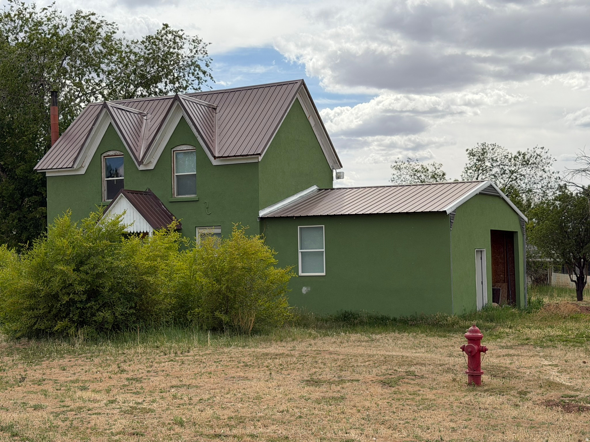 main property photo 17