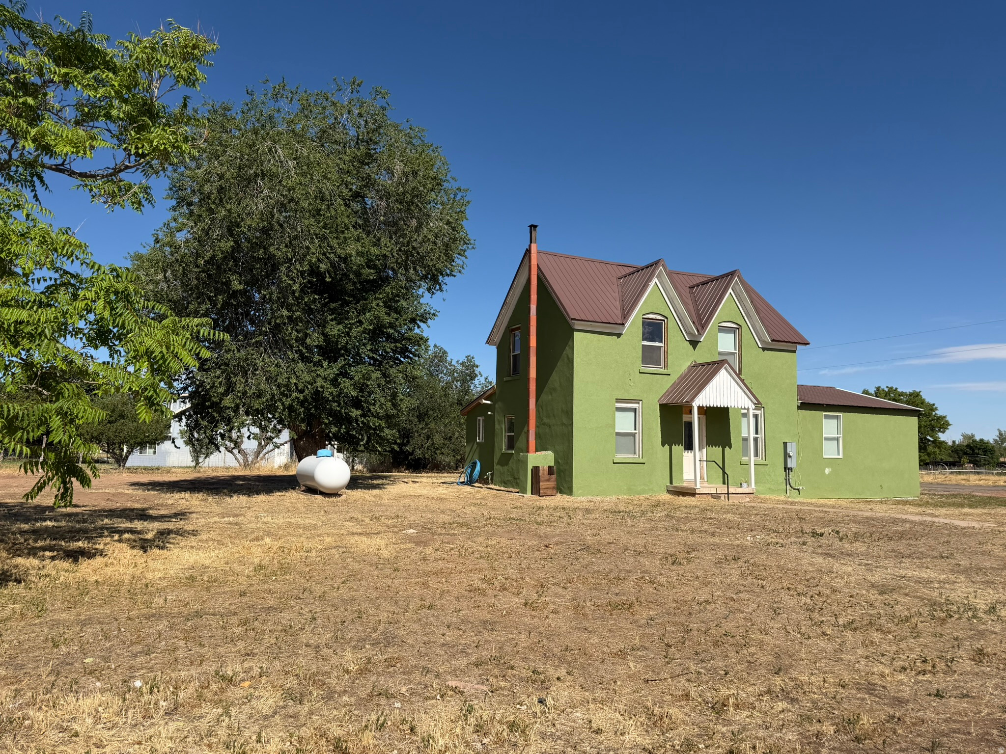 main property photo 21