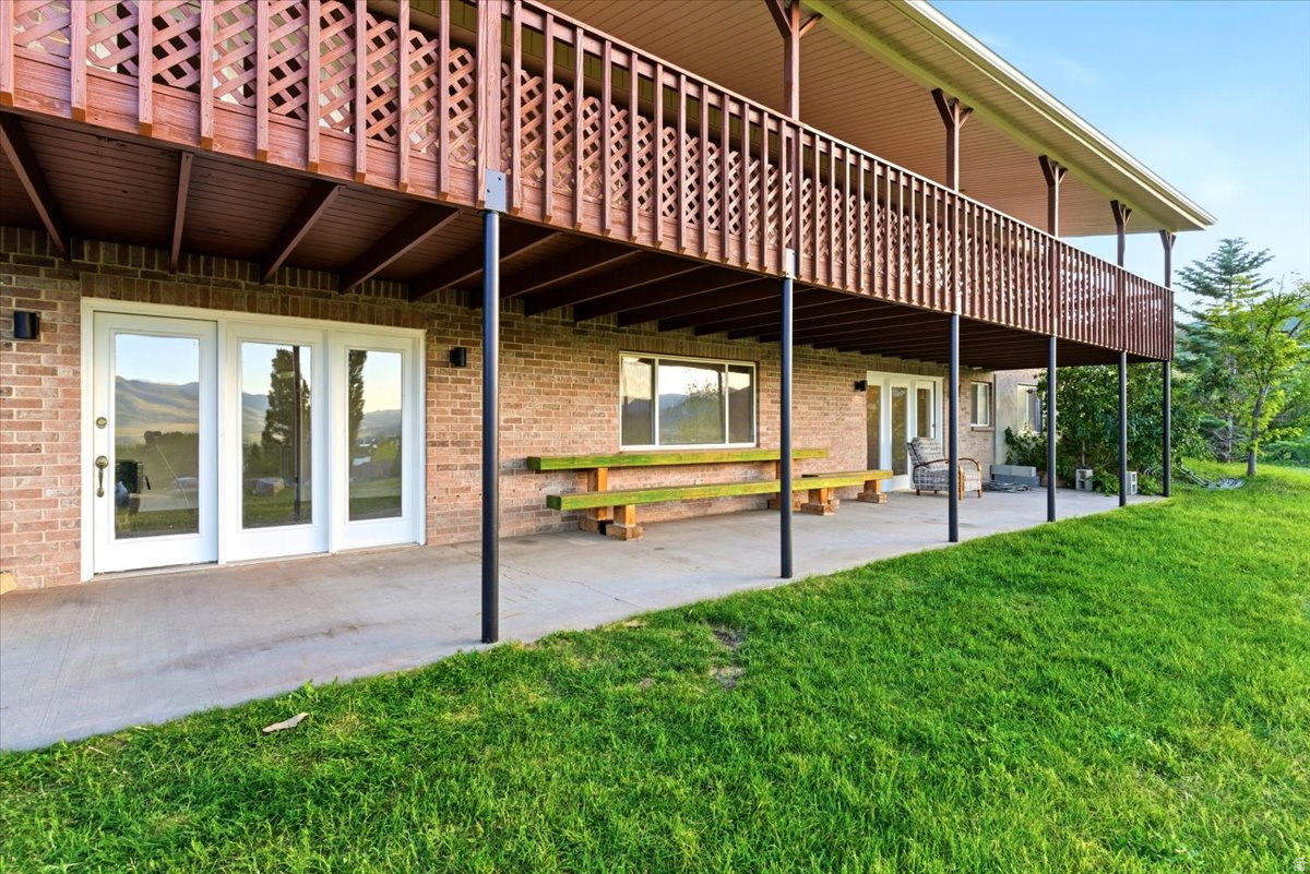 main property photo 45