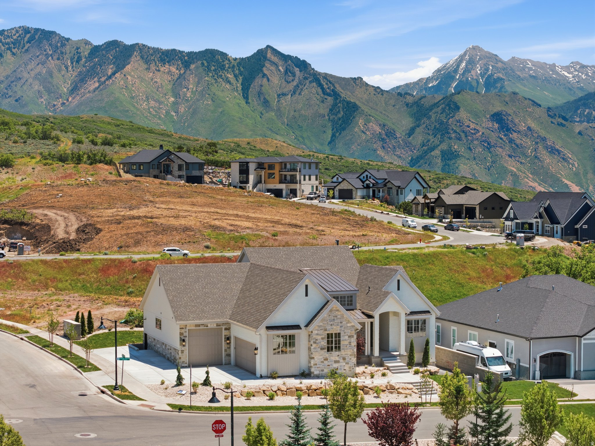 main property photo 41