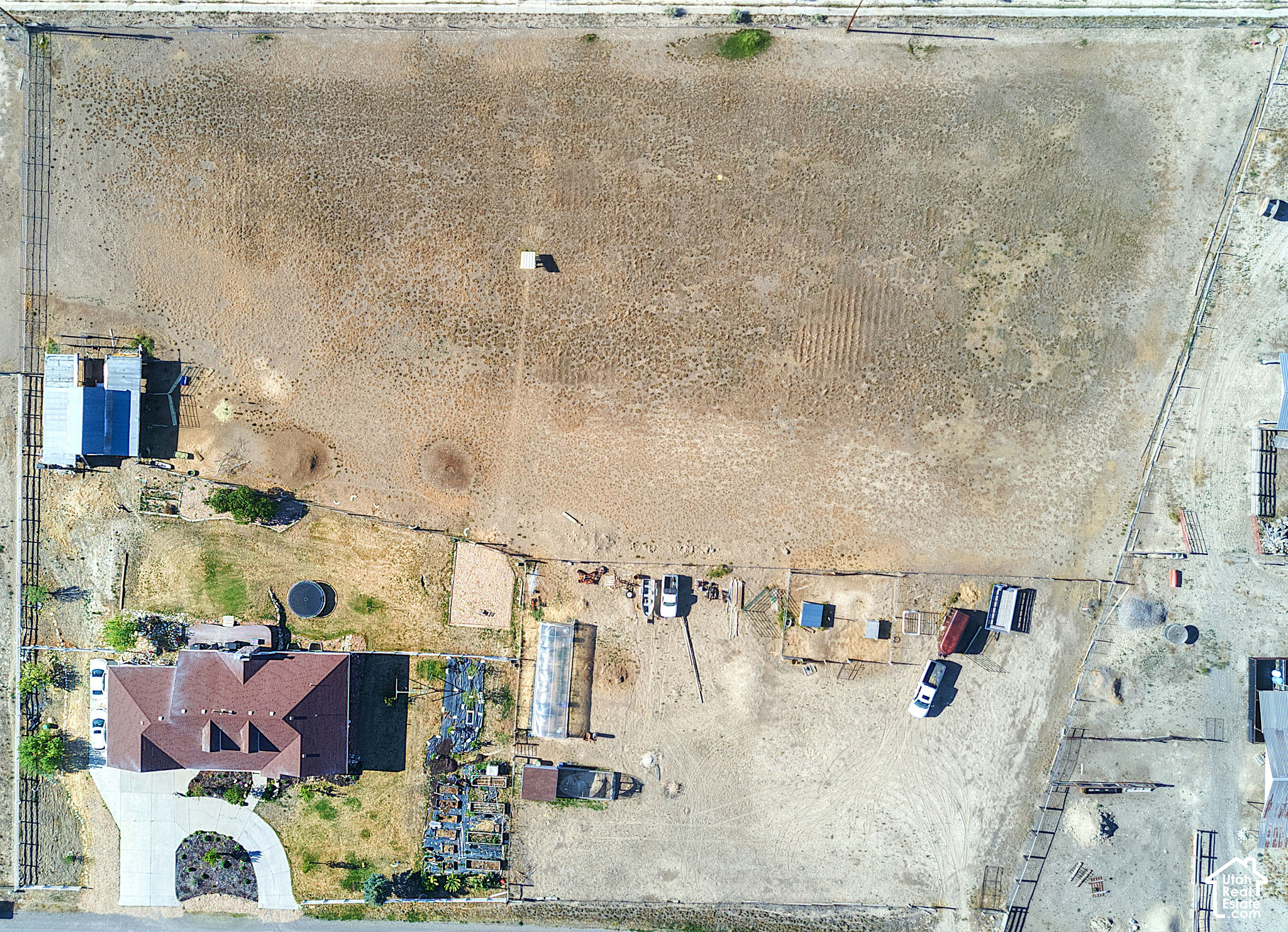 main property photo 43