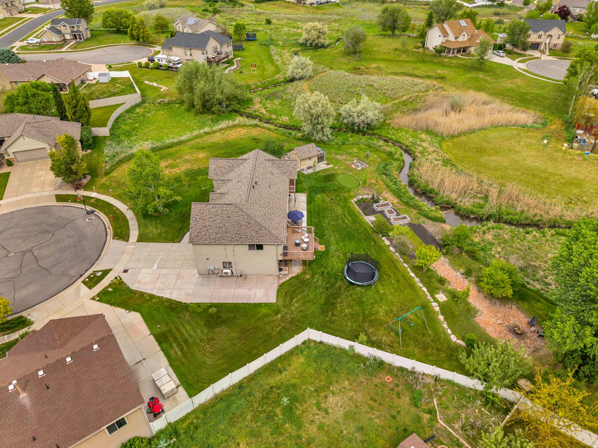 main property photo 43