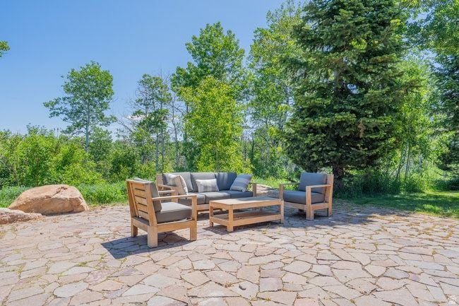 main property photo 138