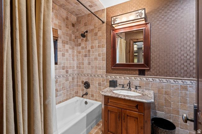 main property photo 90