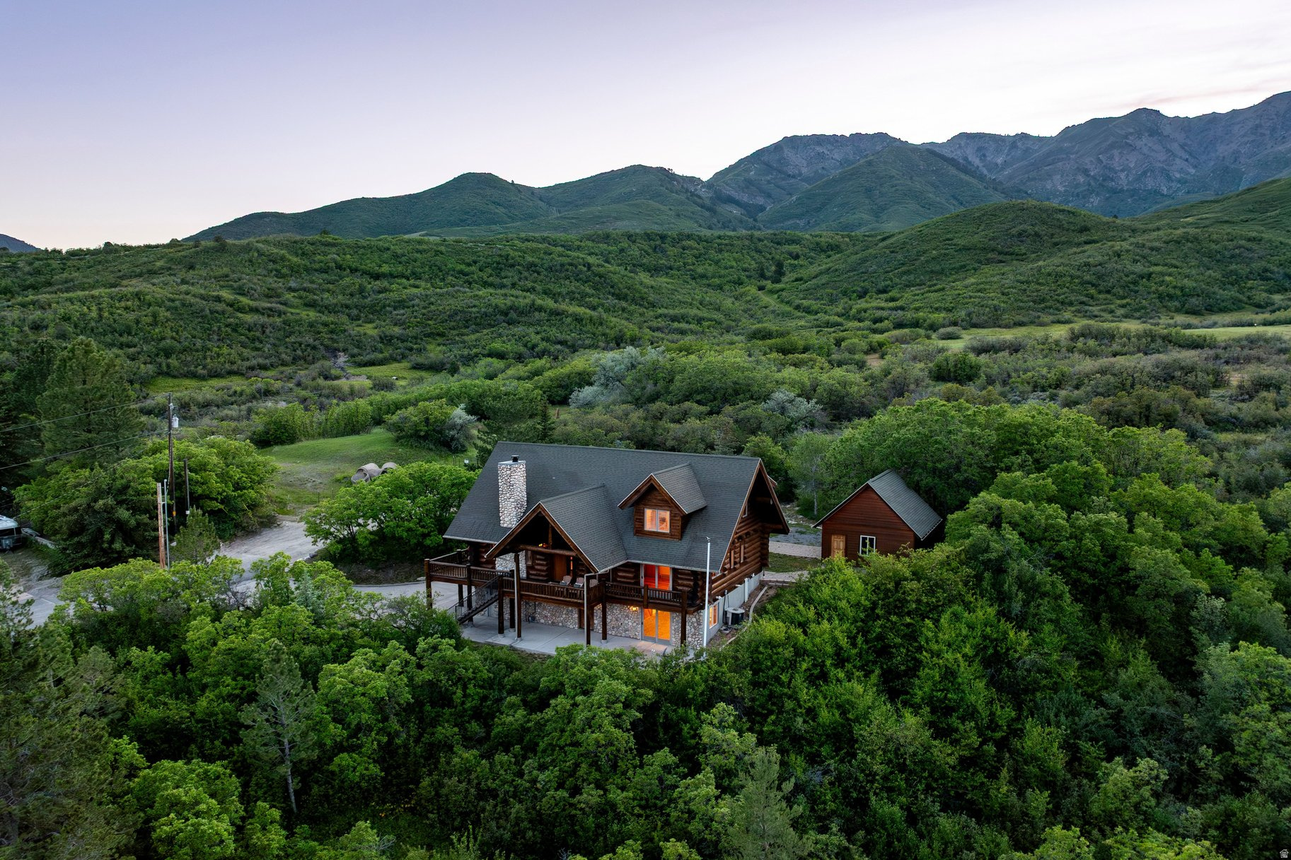 main property photo 25