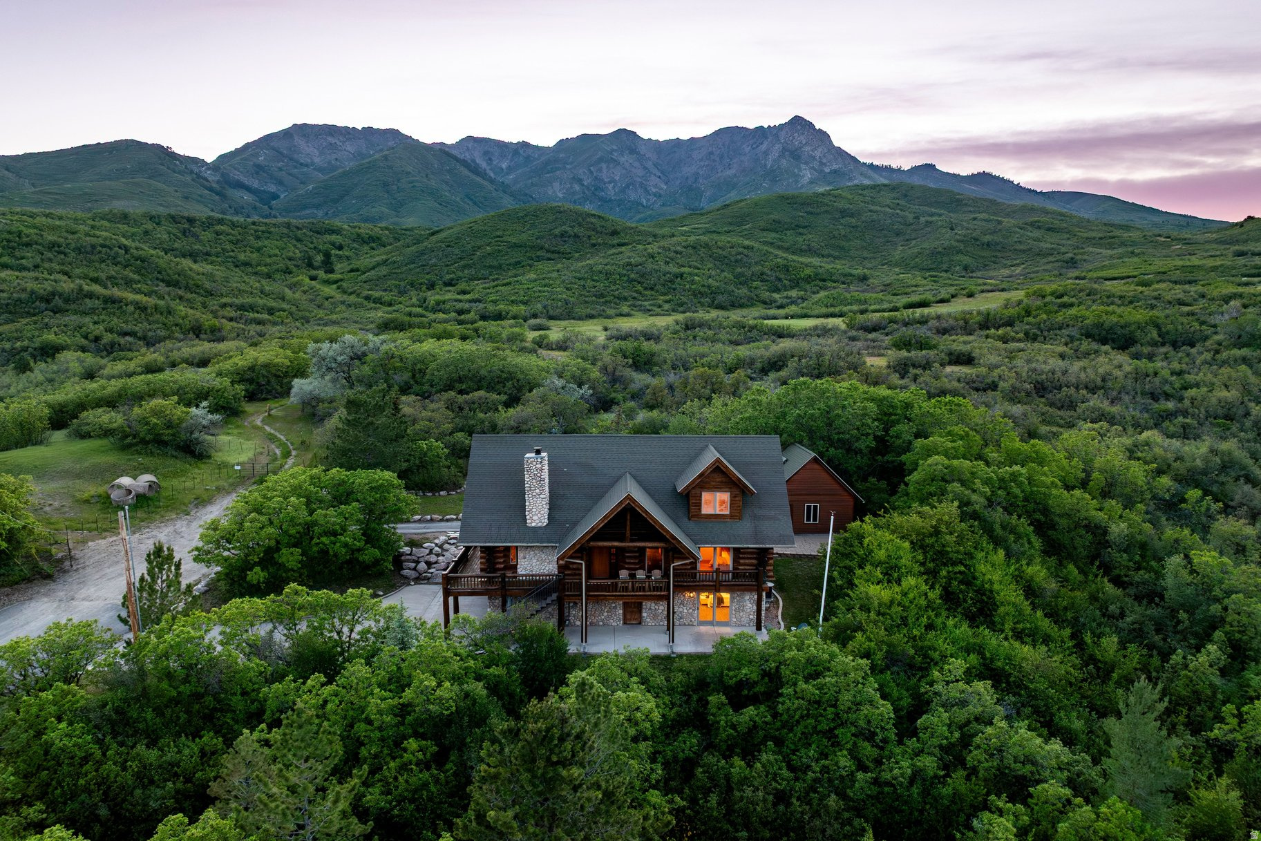 main property photo 6