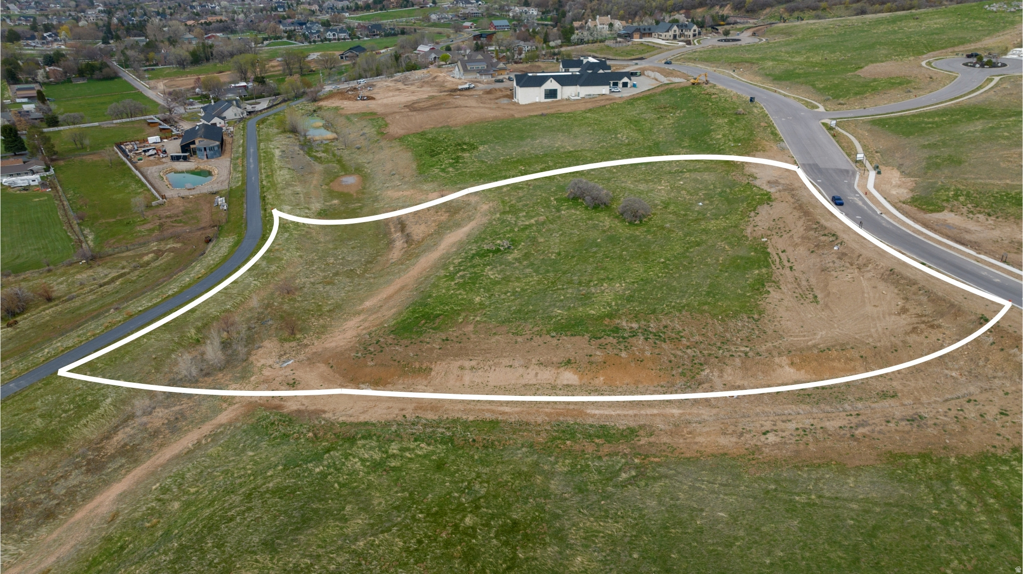 main property photo 12