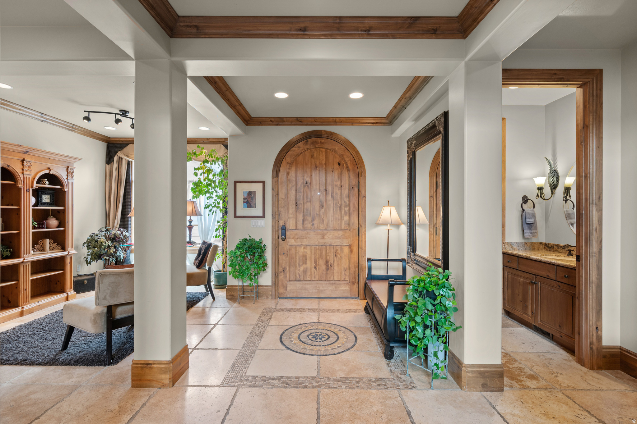 main property photo 20