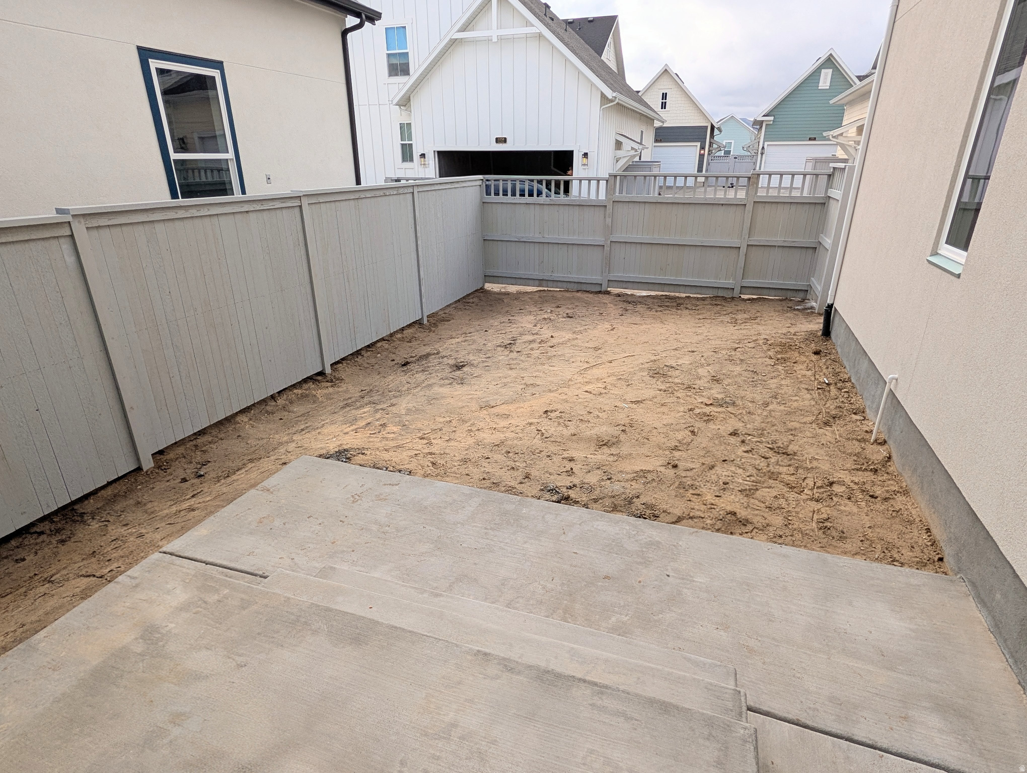 main property photo 20