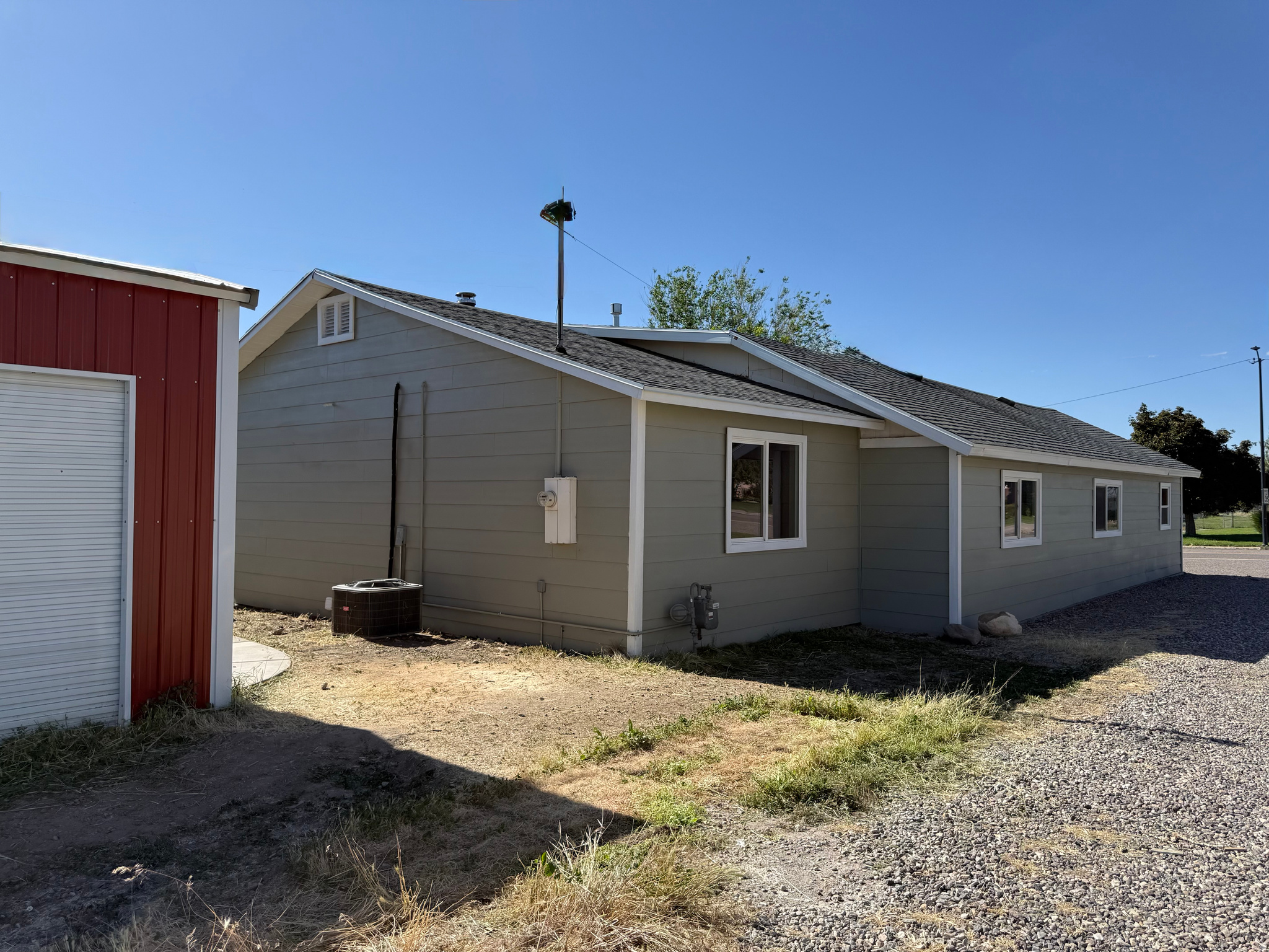 main property photo 31