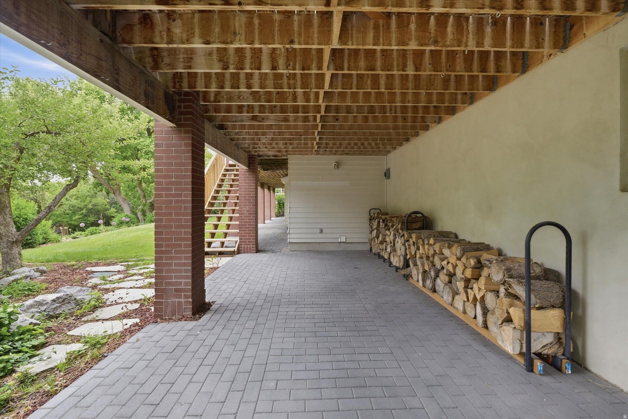 main property photo 60