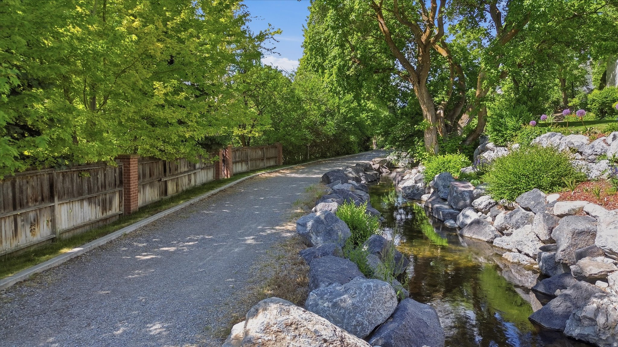 main property photo 81