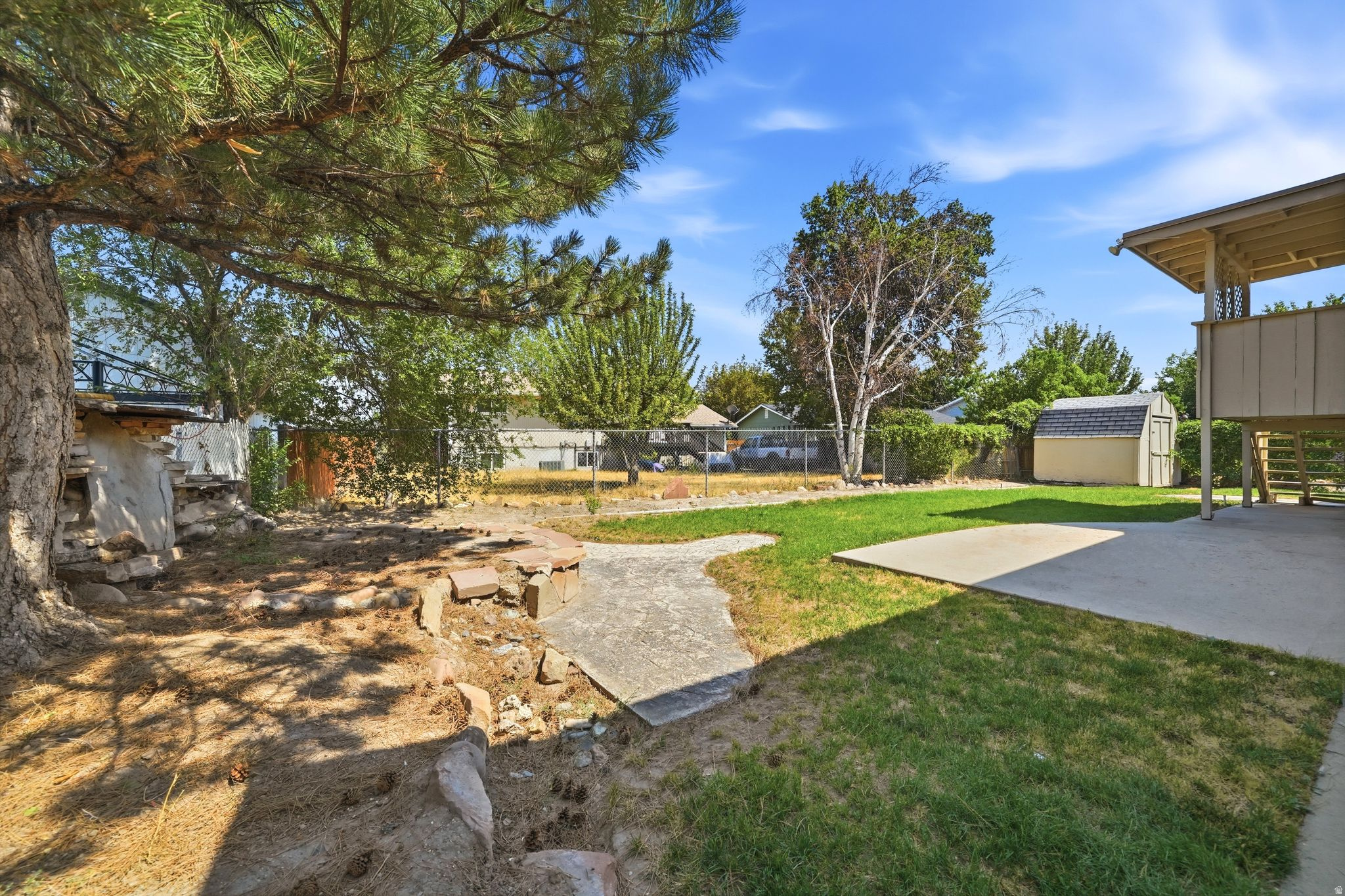 main property photo 38
