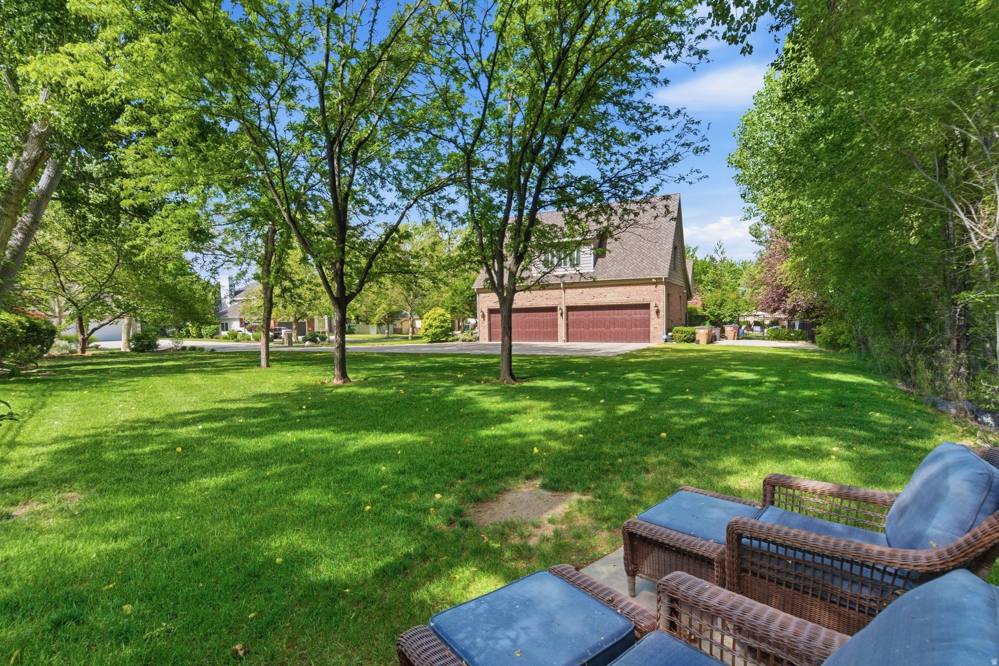 main property photo 54