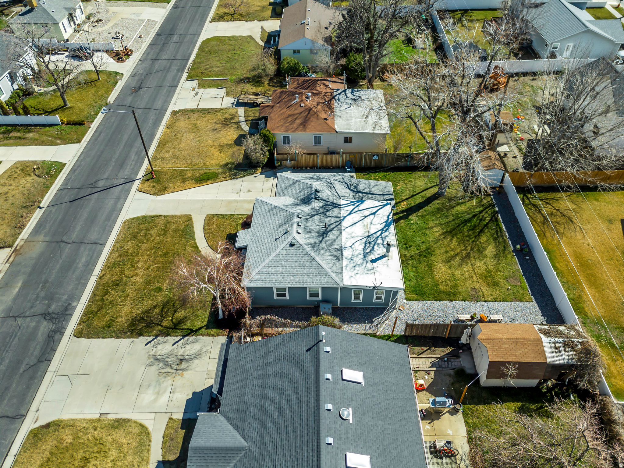 main property photo 41