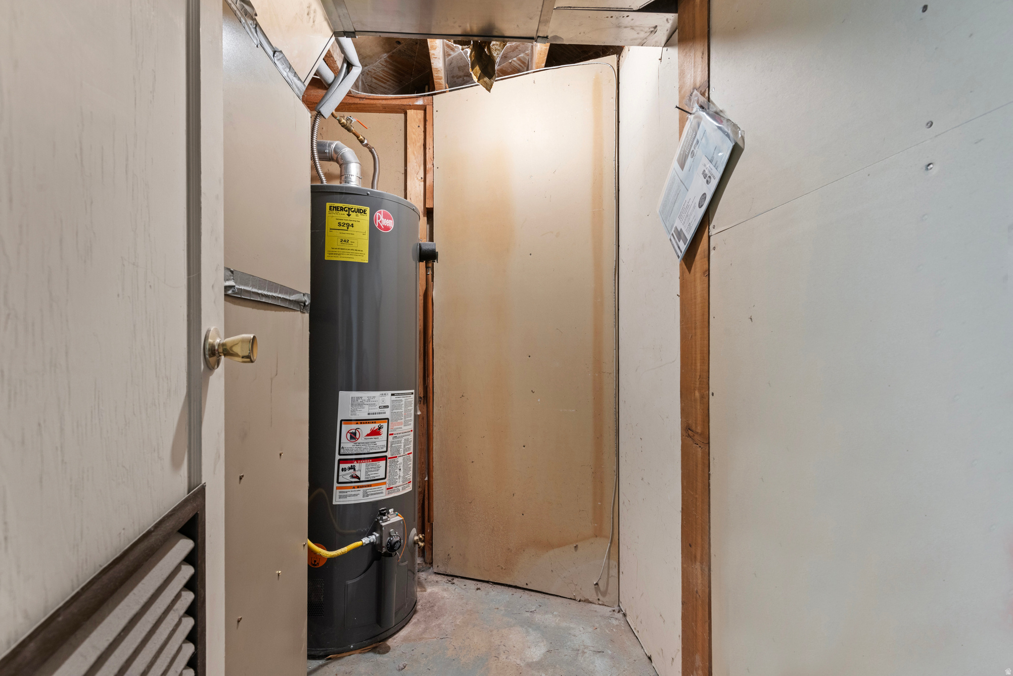 main property photo 14