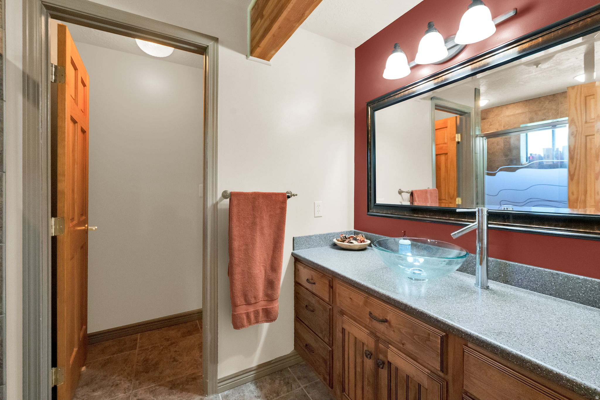 main property photo 127