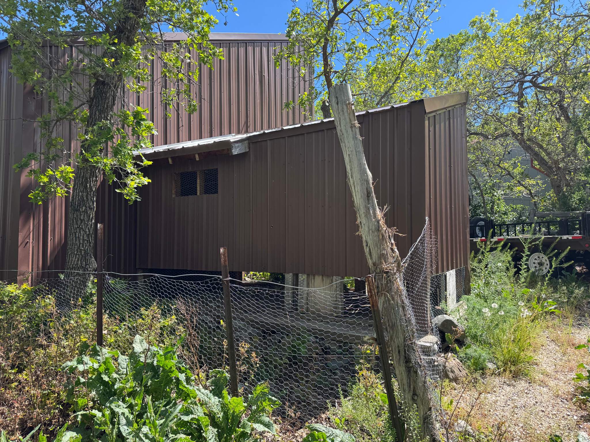 main property photo 16