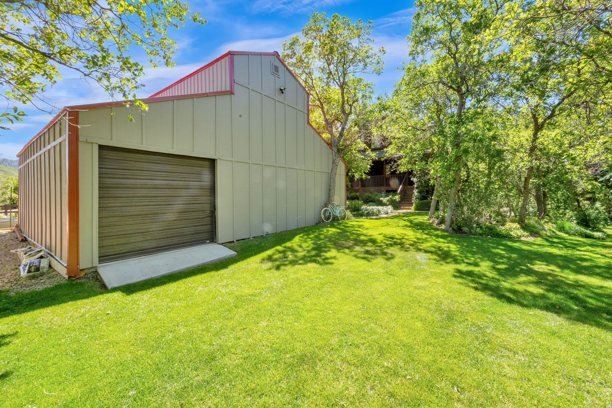 main property photo 87