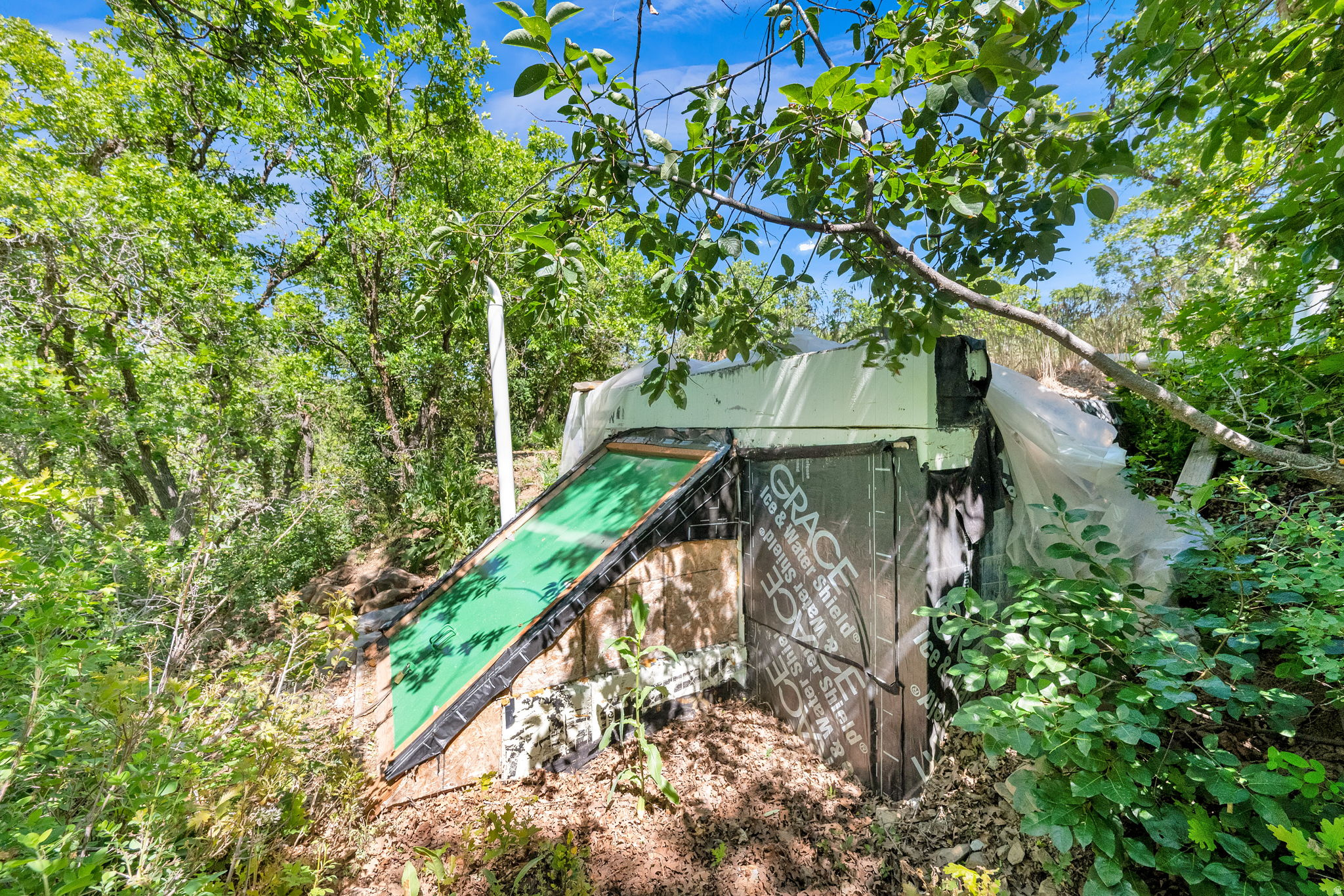 main property photo 97