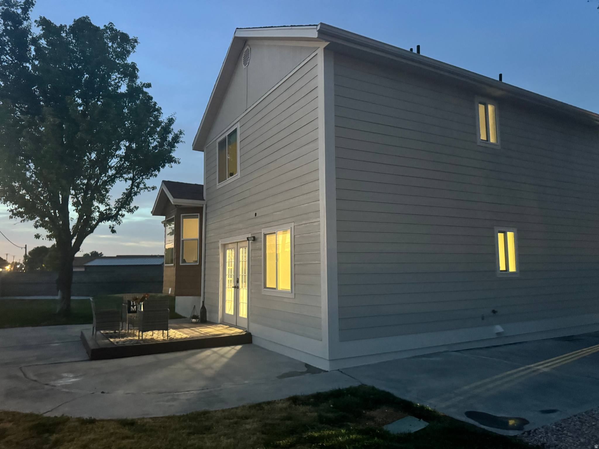 main property photo 6