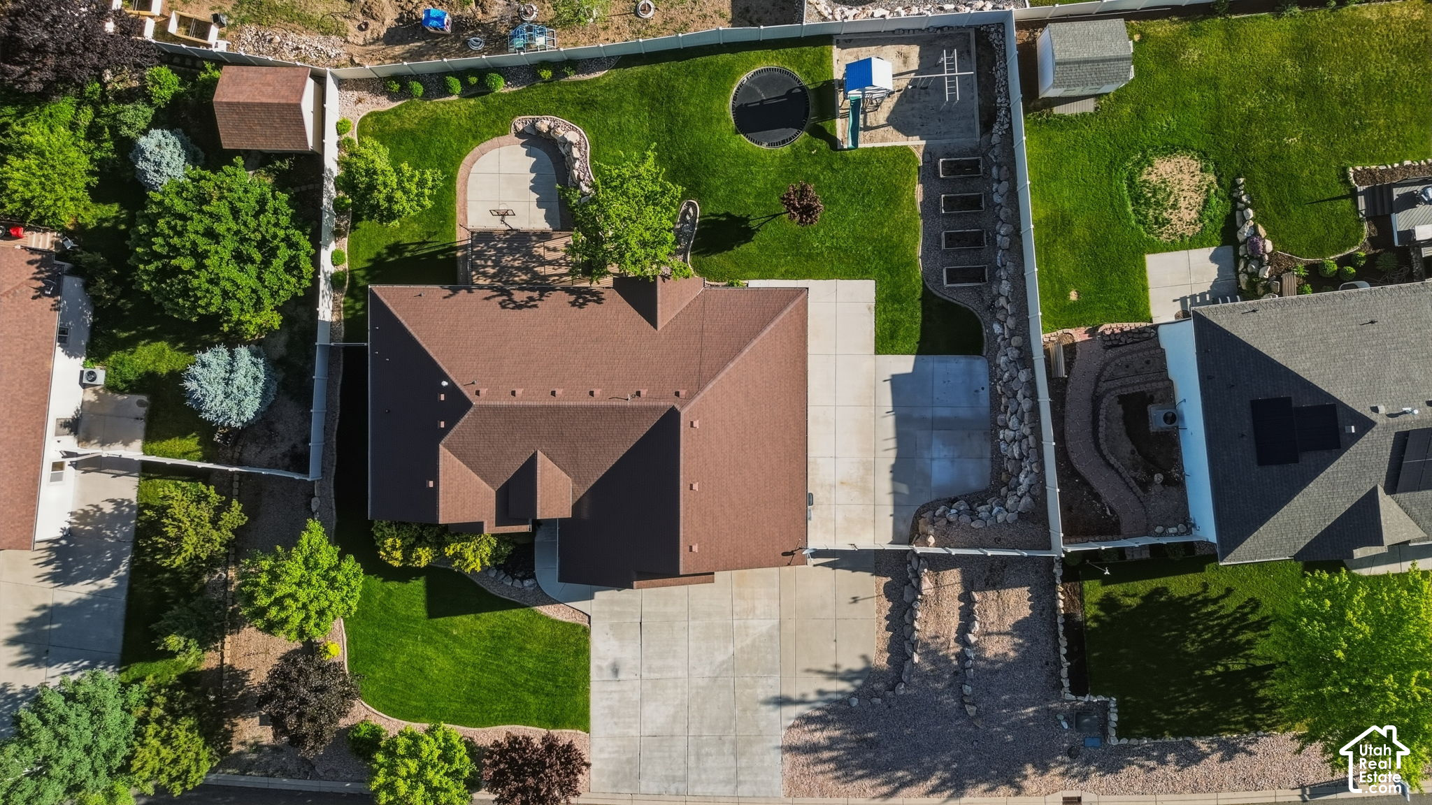 main property photo 65
