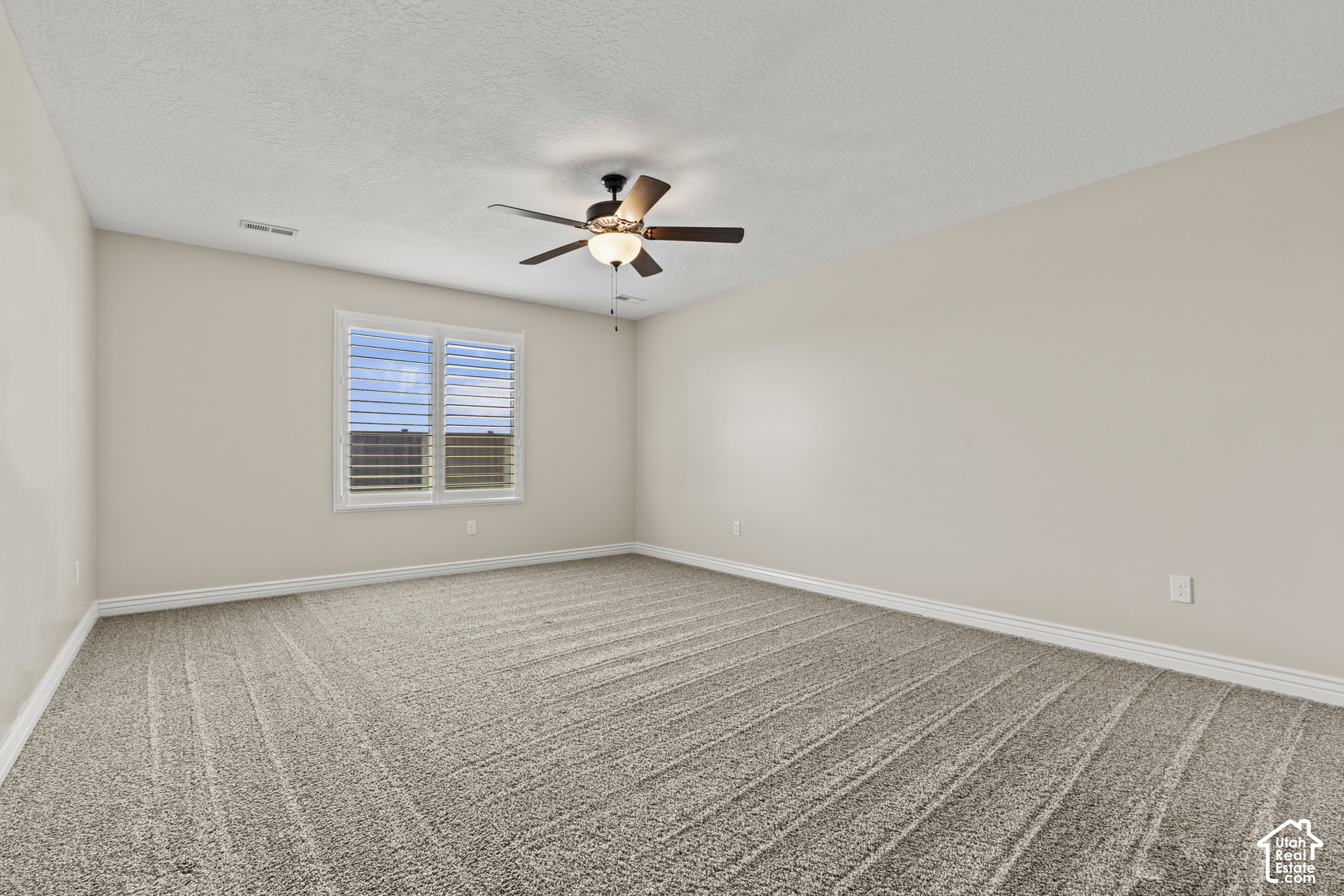 property viewer photo 25
