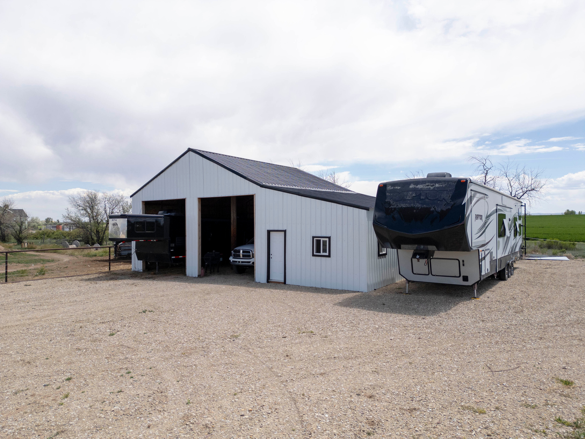 main property photo 57