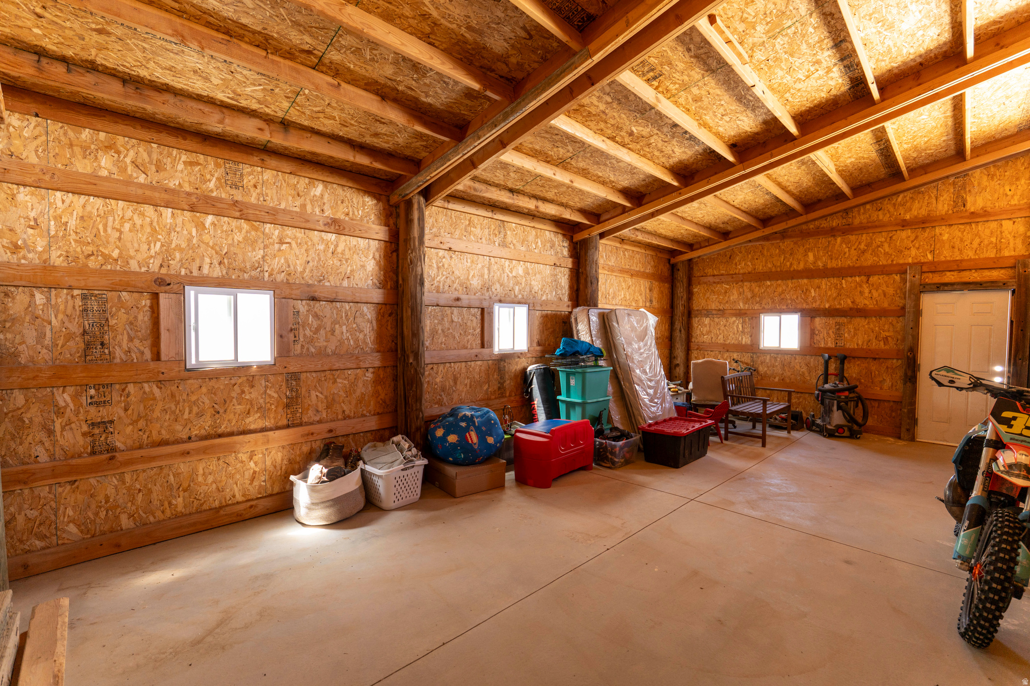 main property photo 59