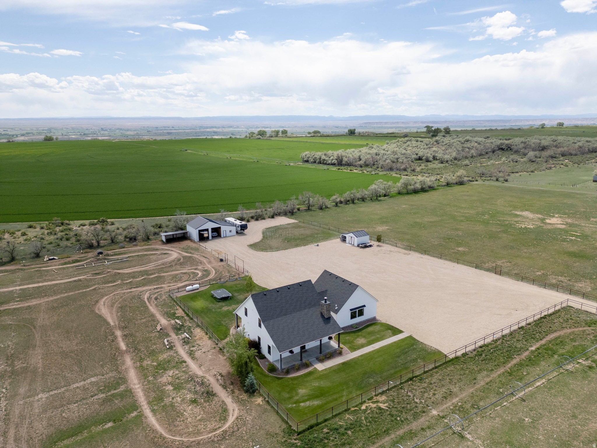 main property photo 75