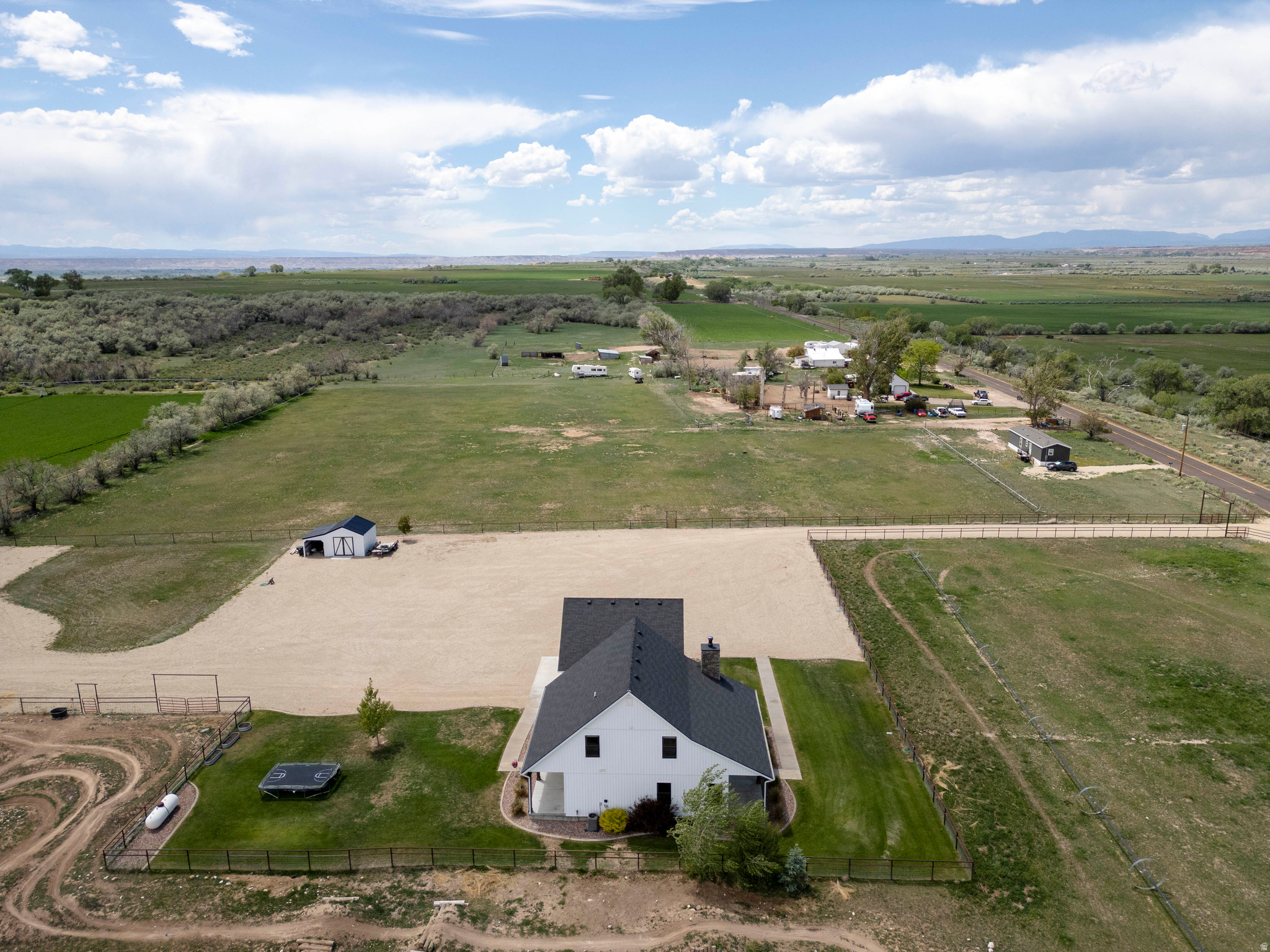 main property photo 78
