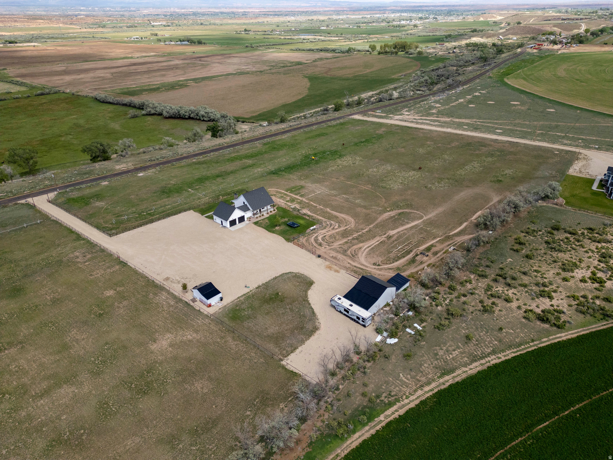 main property photo 89