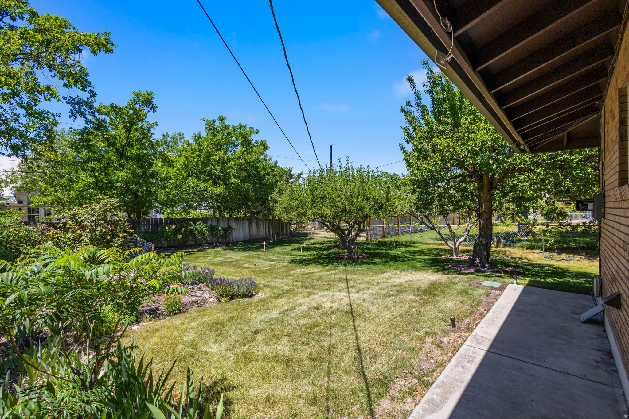 main property photo 36