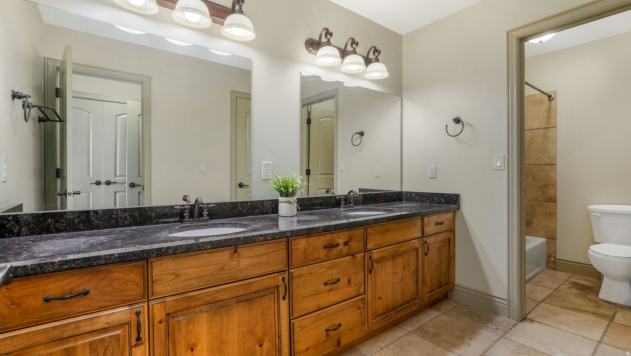 main property photo 99