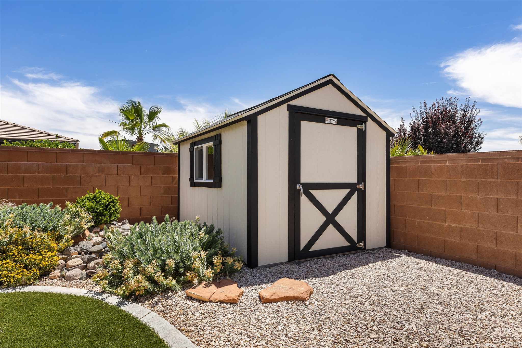 main property photo 35