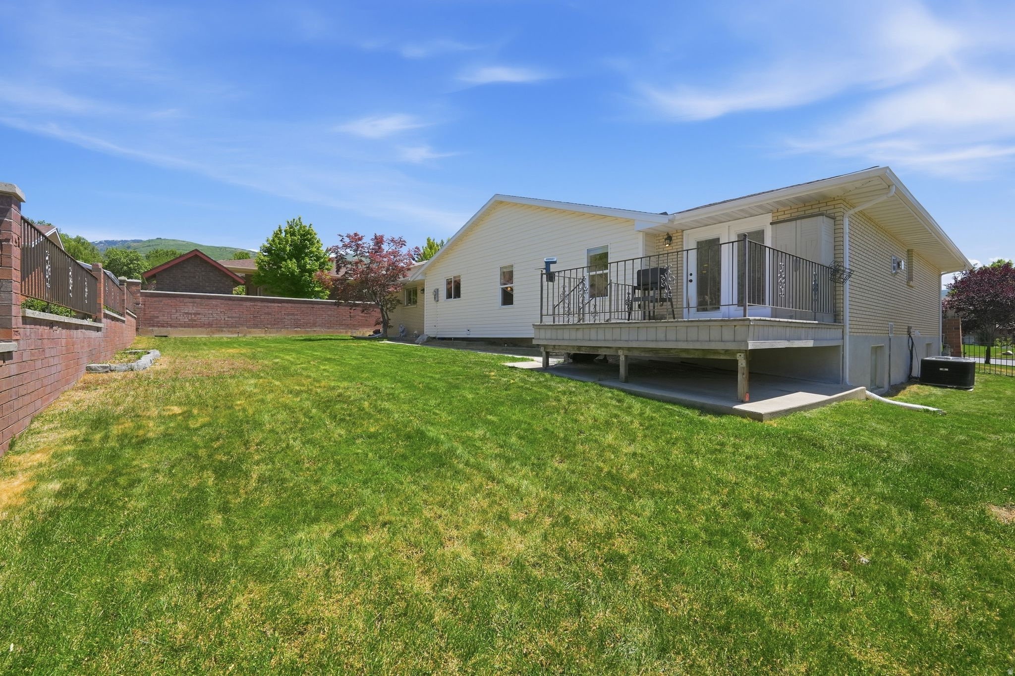 main property photo 35