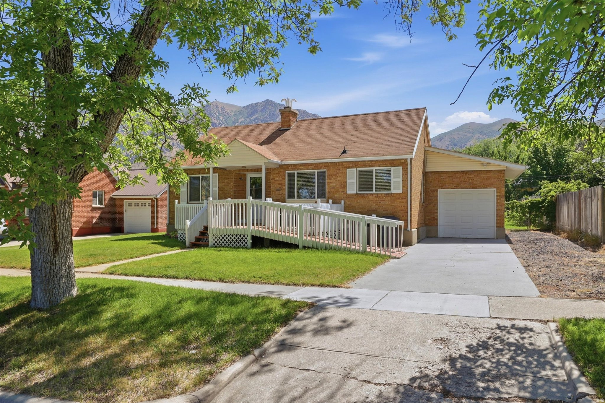 main property photo 49