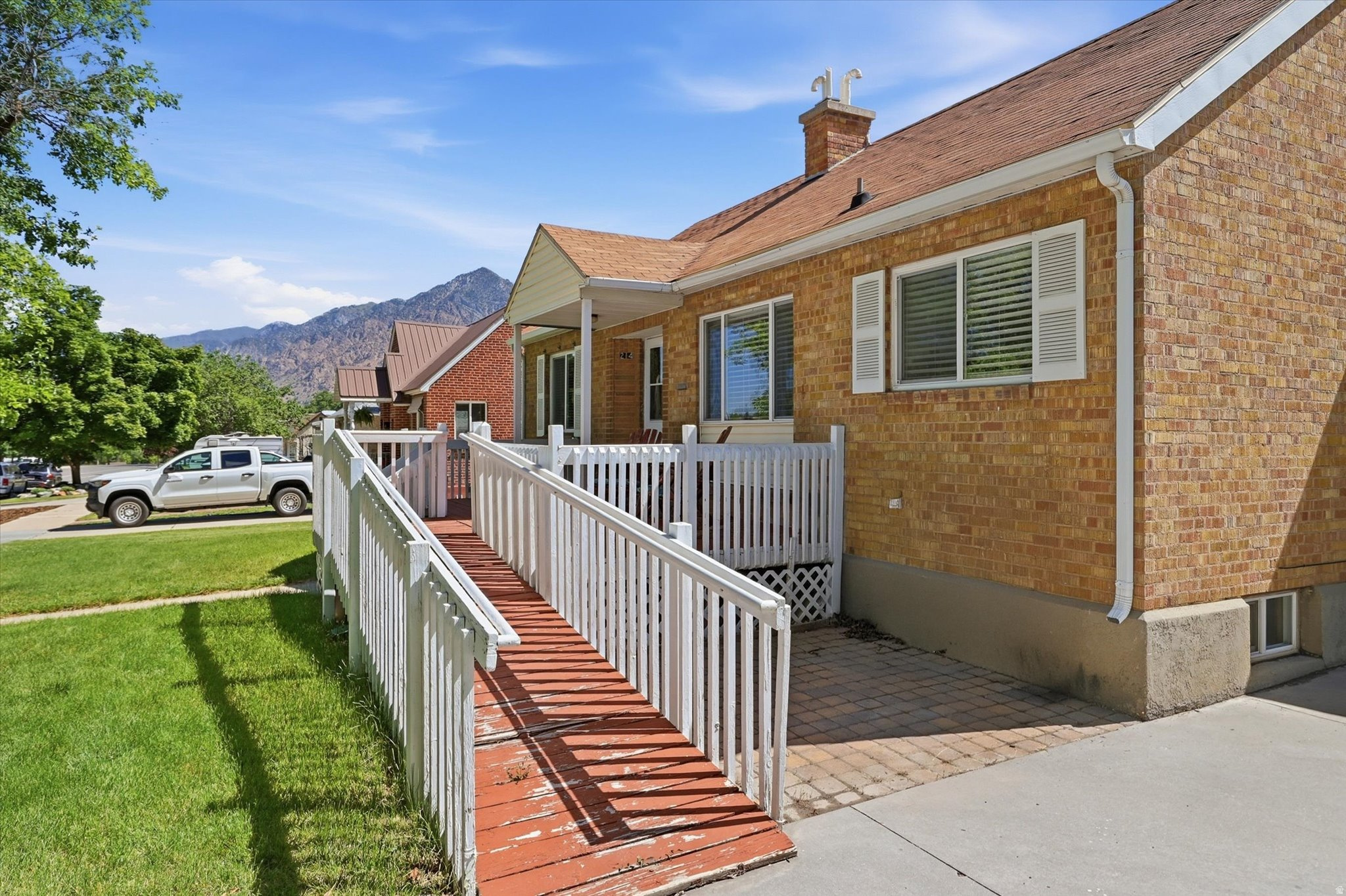 main property photo 50