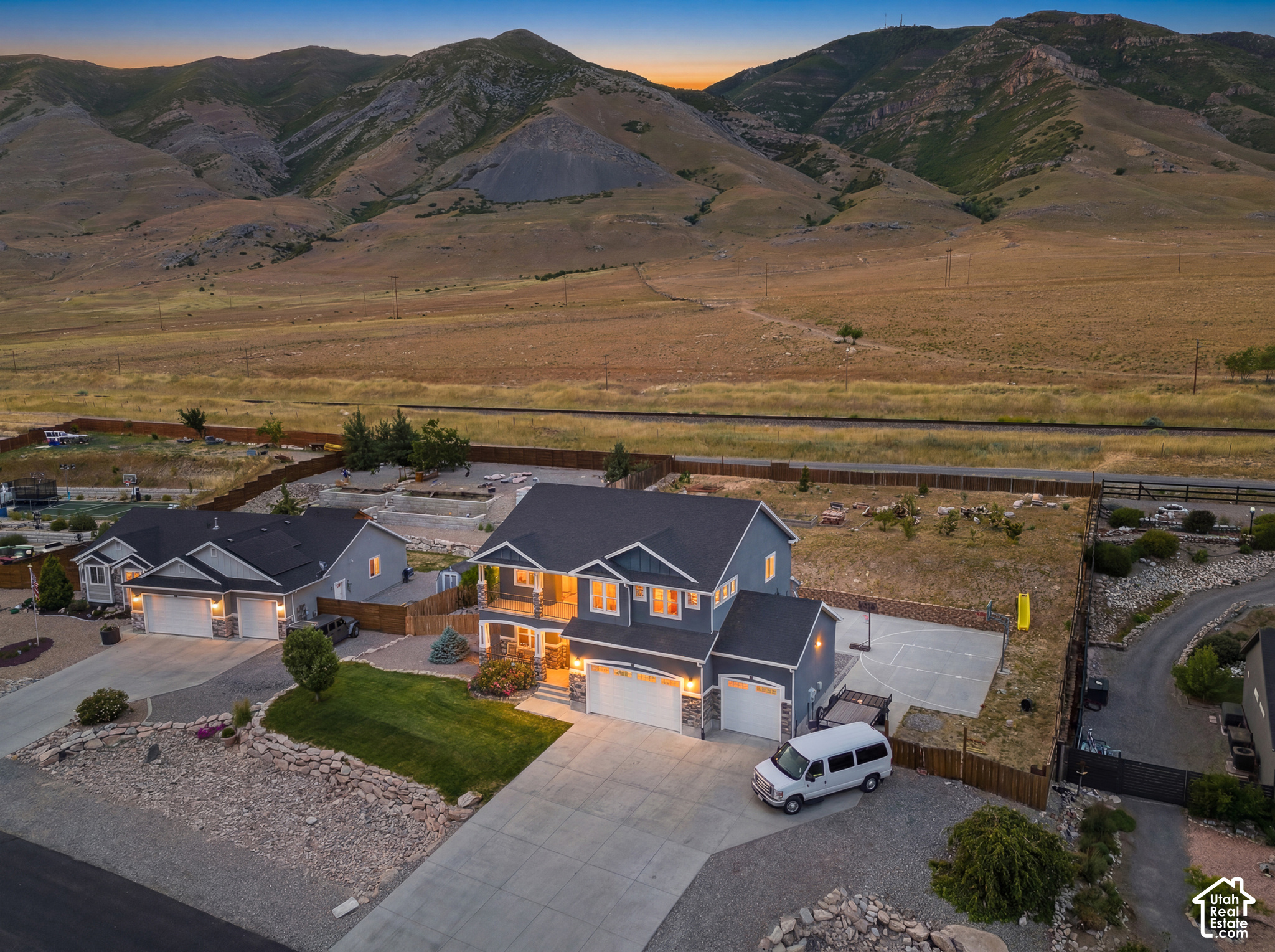 main property photo 65