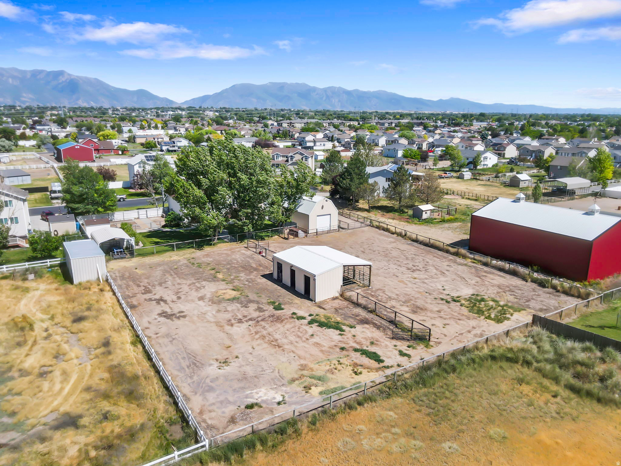 main property photo 47