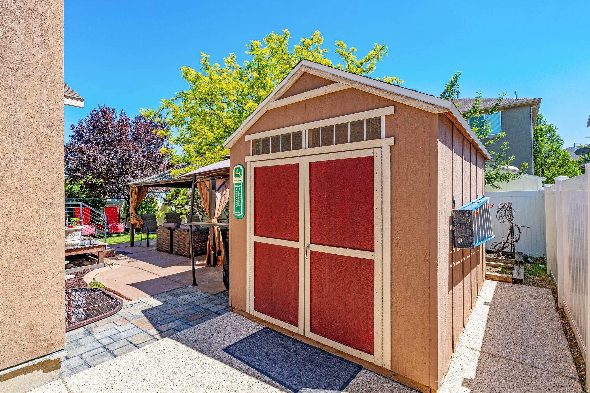 main property photo 54