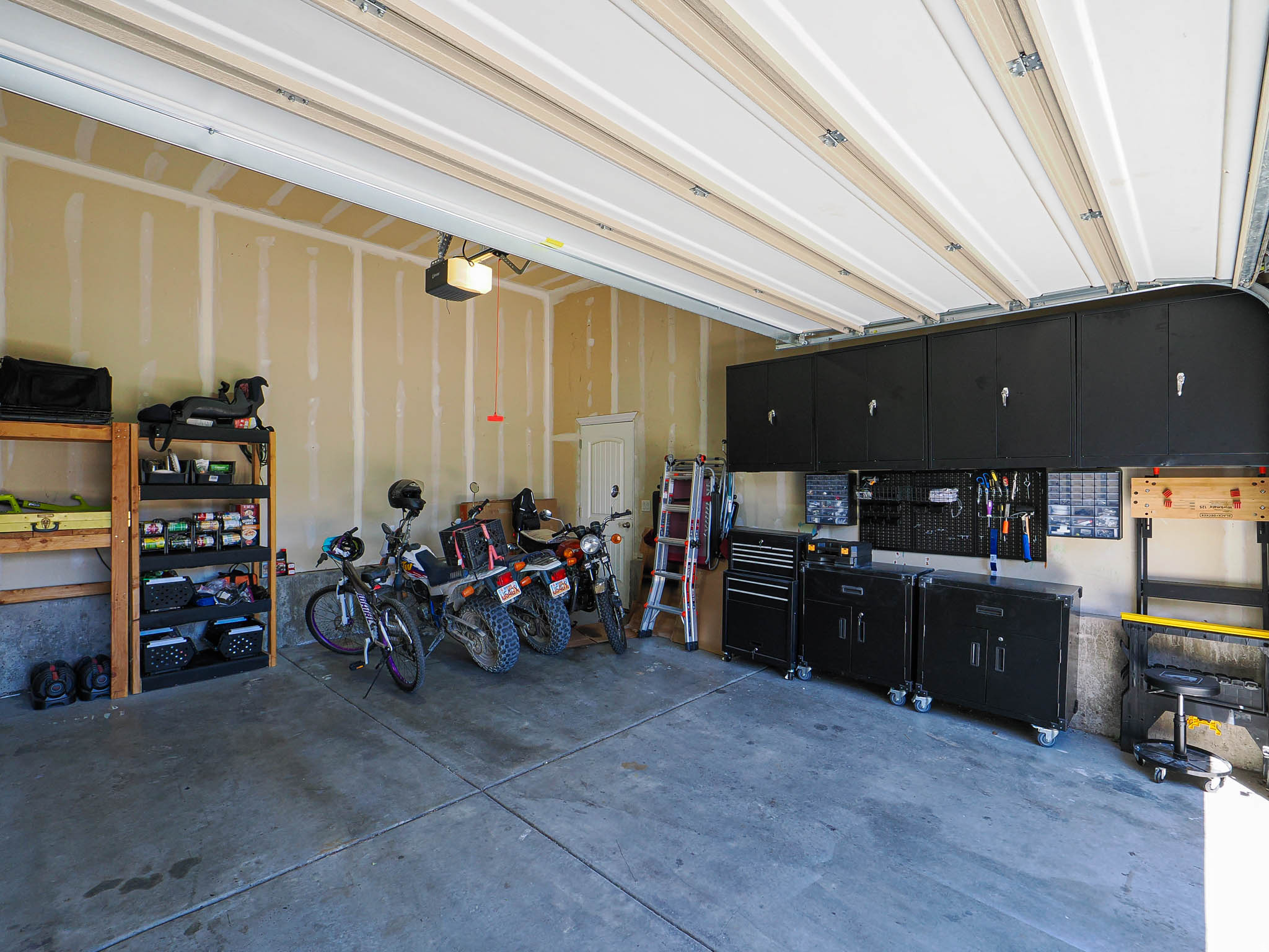 main property photo 47