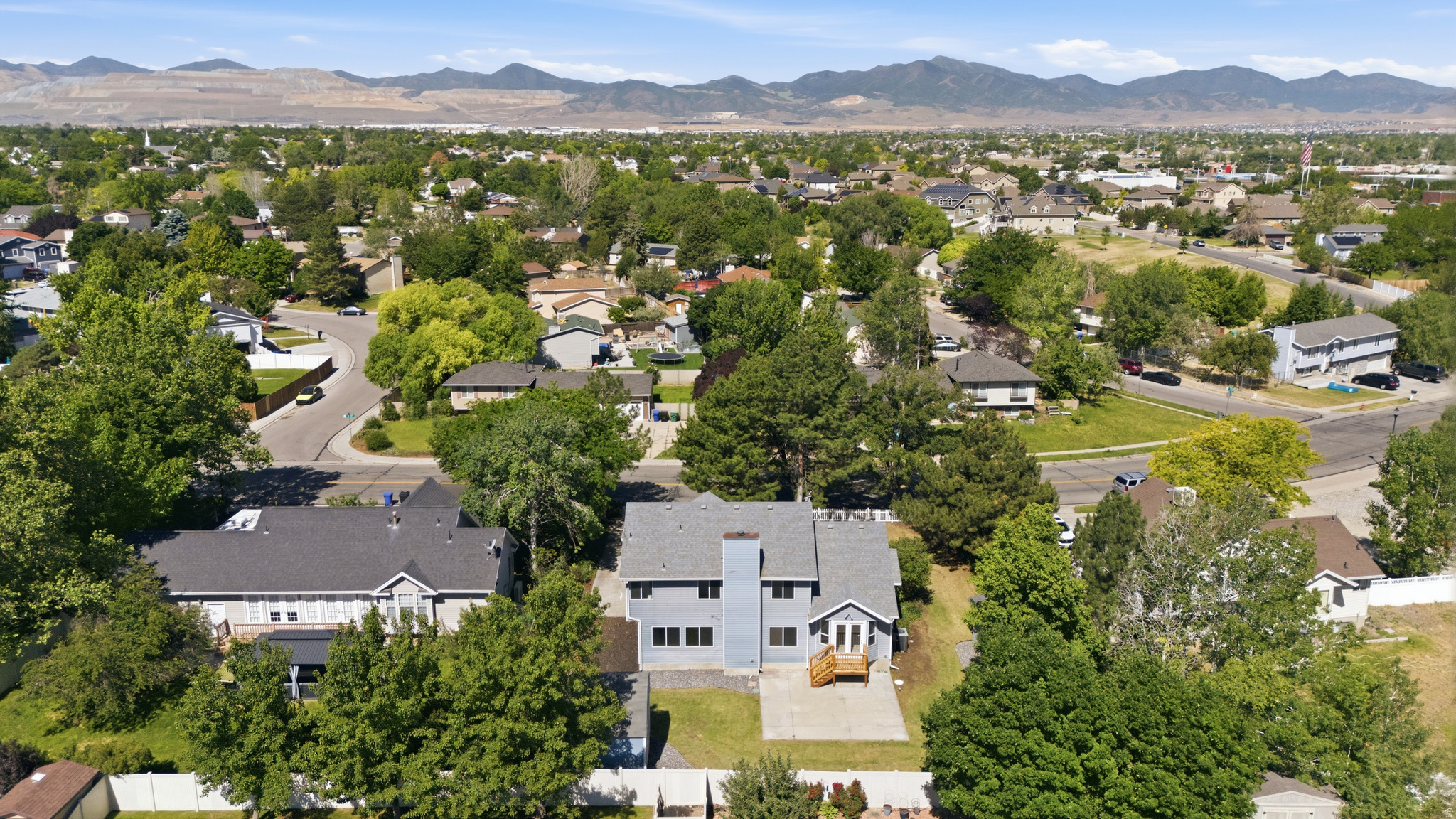 main property photo 54