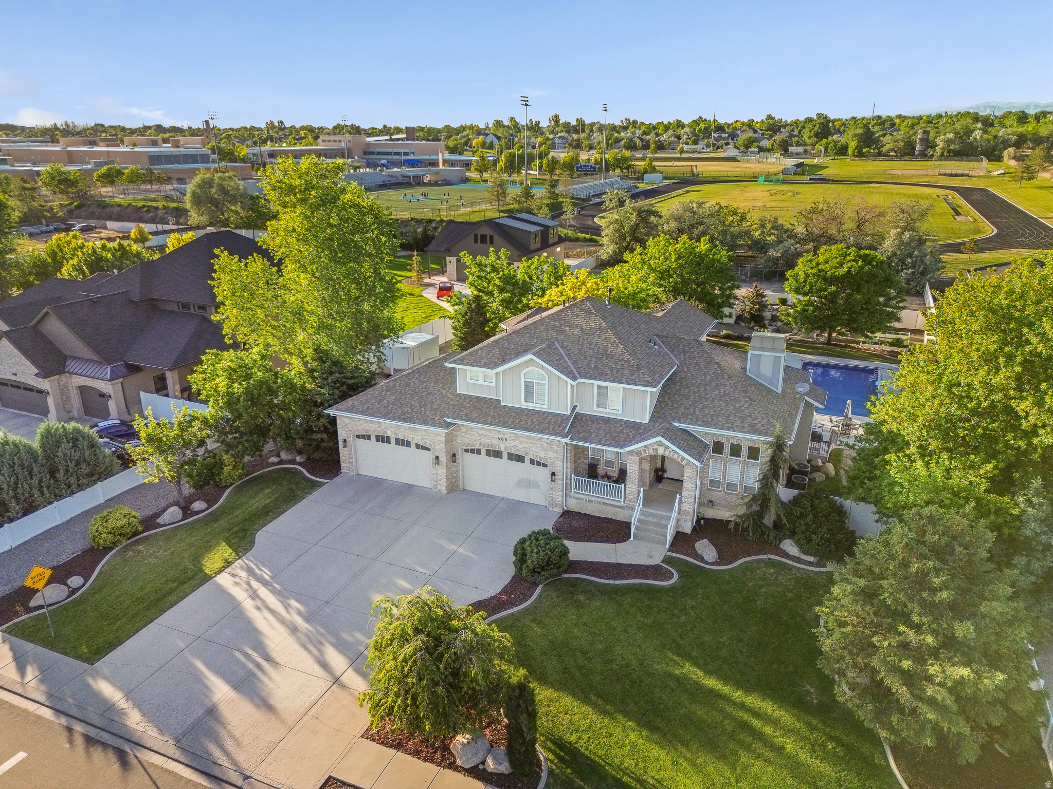 main property photo 39