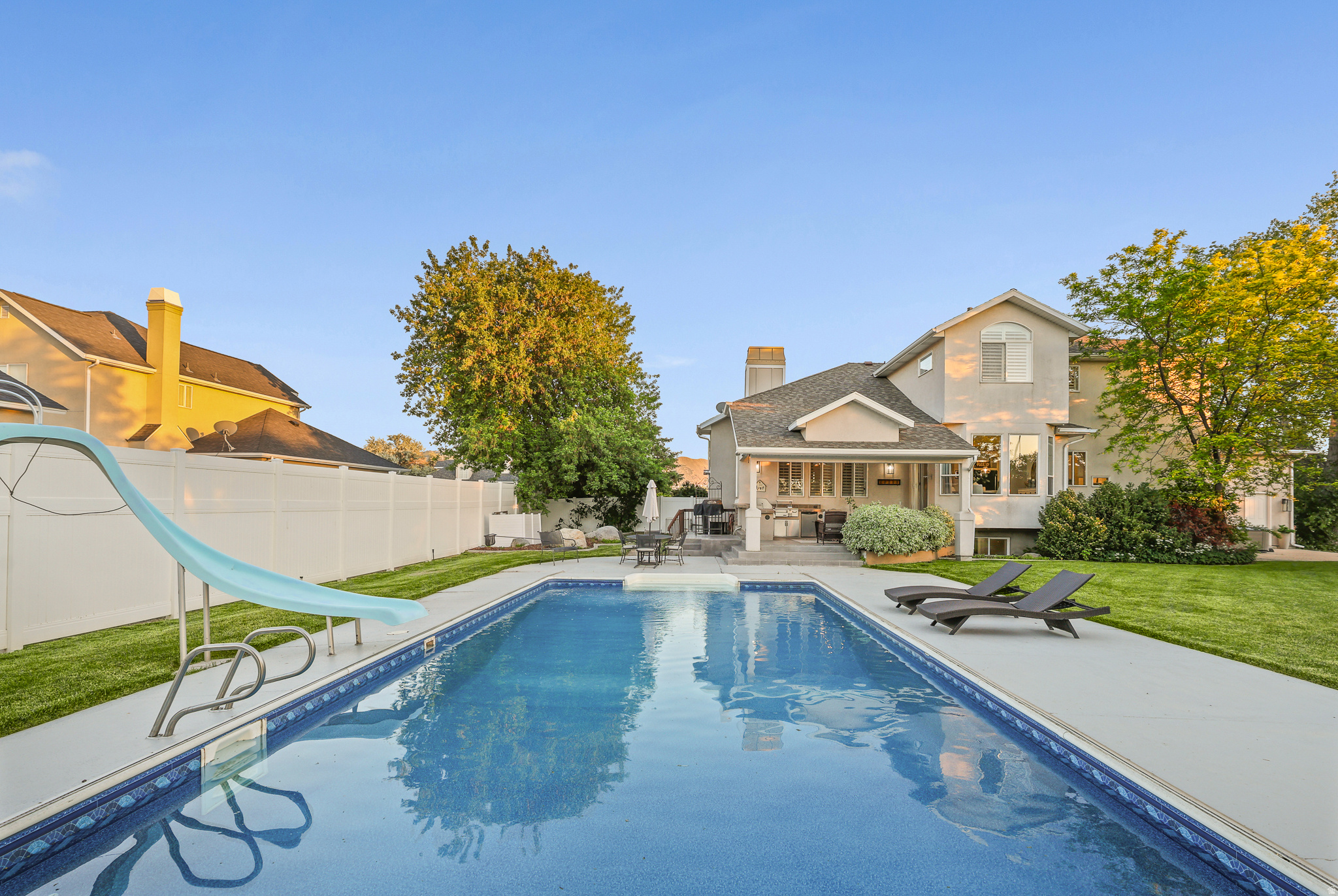 main property photo 73